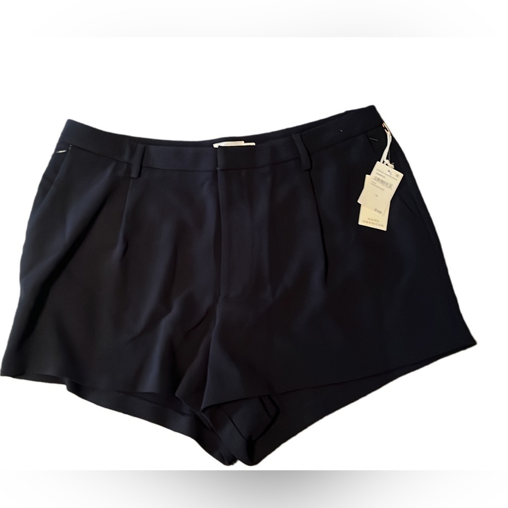 Women's Good American Pleated Navy Shorts NWT Size 16